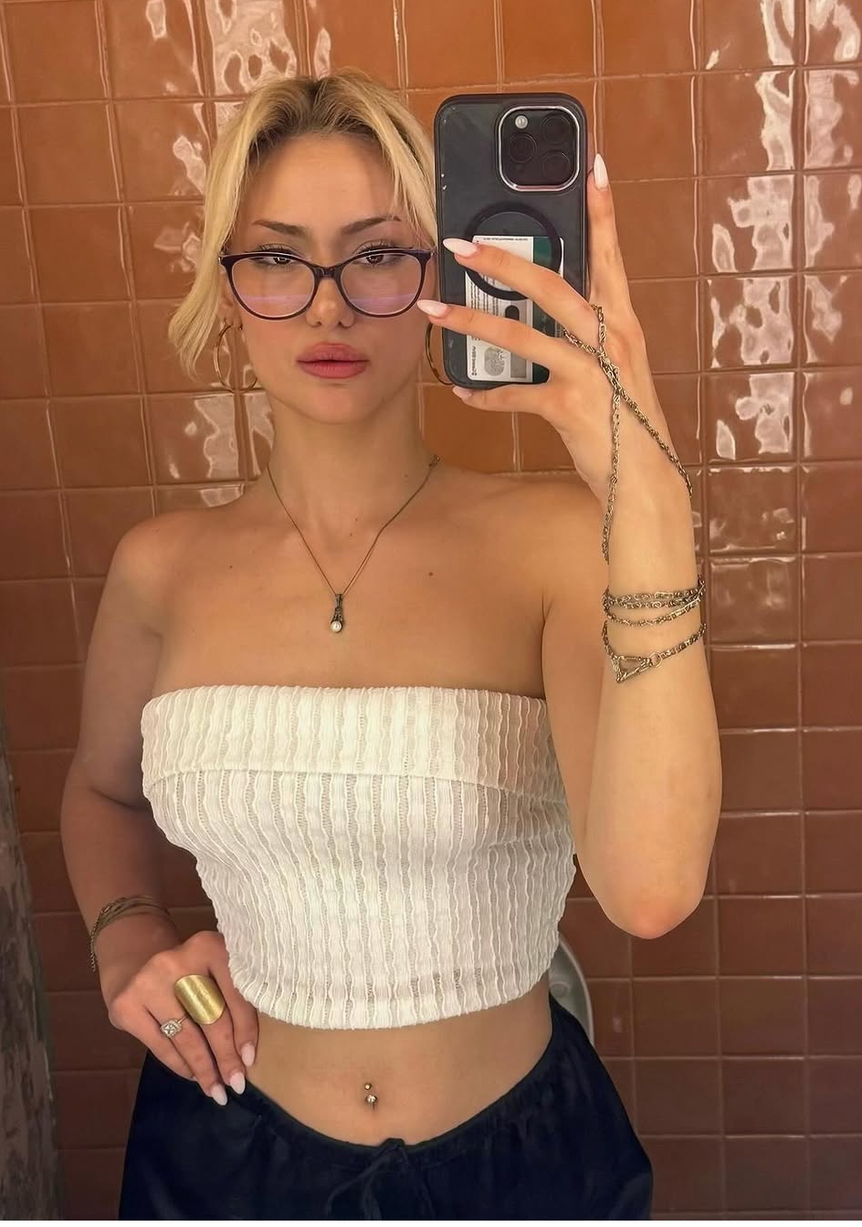 Küre Güleryüzlü Kadın Escort Bayan Gülin